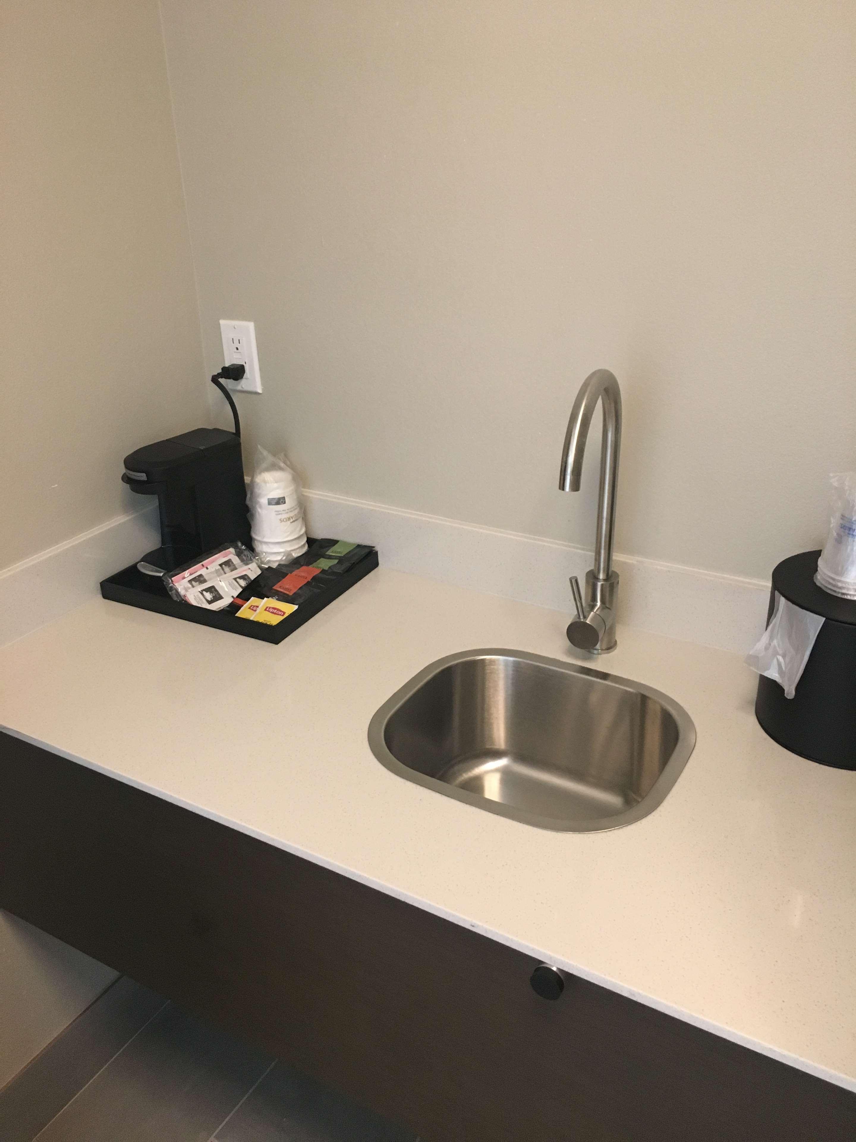 Best Western Plus New Barstow Inn & Suites المظهر الخارجي الصورة