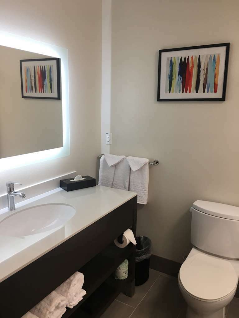 Best Western Plus New Barstow Inn & Suites الغرفة الصورة